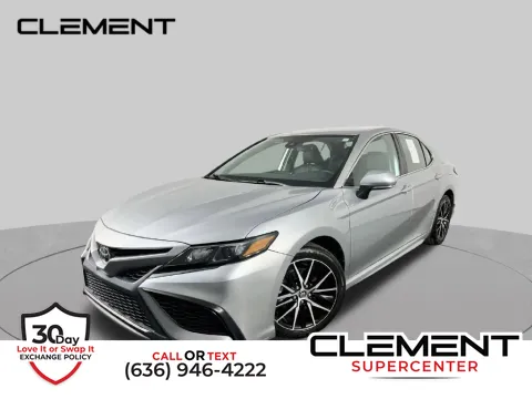 Silver 2023 Toyota Camry SE for sale in Saint Charles, MO