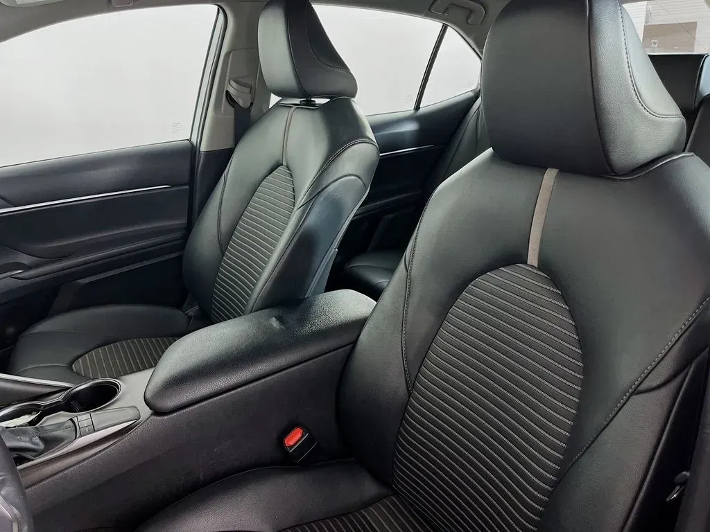 2023 Toyota Camry SE - Photo 28