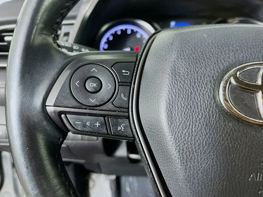 2023 Toyota Camry SE - Photo 15