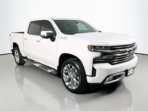 Another view of 2020 Chevrolet Silverado 1500 High Country for sale in Saint Charles, MO at Clement Supercenter