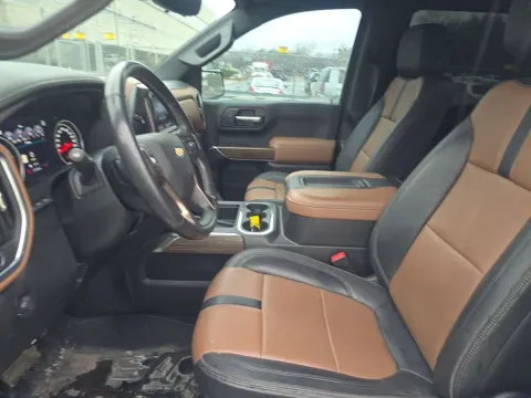 Another view of 2020 Chevrolet Silverado 1500 High Country for sale in Saint Charles, MO at Clement Supercenter