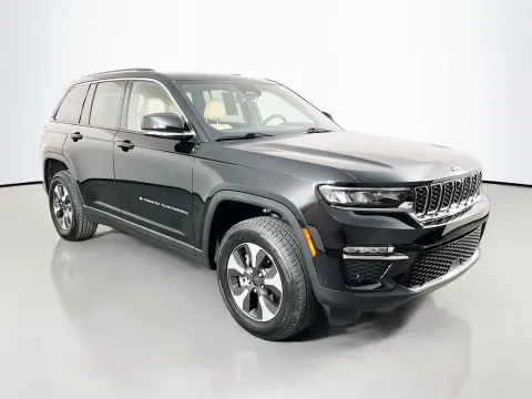 More photos of 2022 Jeep Grand Cherokee 4xe at Clement Supercenter, MO