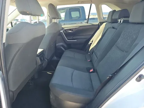 More photos of 2021 Toyota RAV4 Hybrid XLE at Clement Supercenter, MO