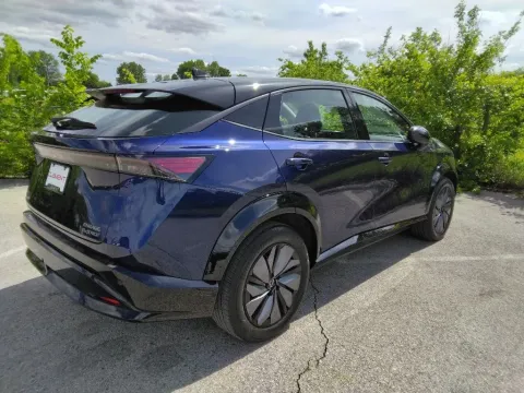 More photos of 2023 Nissan Ariya ENGAGE e-4ORCE at Clement Supercenter, MO