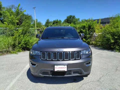 Photos of 2019 Jeep Grand Cherokee Laredo E for sale in Saint Charles, MO at Clement Supercenter