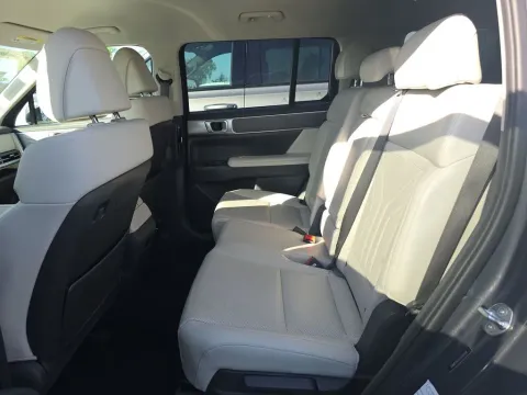 More photos of 2025 Hyundai Santa Fe SEL at Clement Supercenter, MO