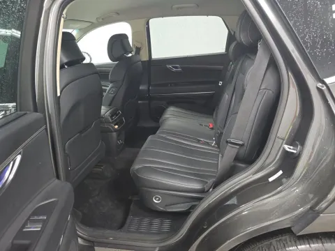 More photos of 2024 Genesis GV80 2.5T at Clement Supercenter, MO