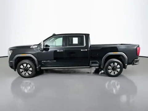 More photos of 2025 GMC Sierra 2500HD Denali at Clement Supercenter, MO