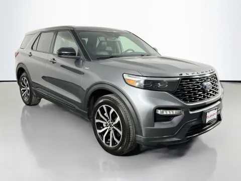 More photos of 2022 Ford Explorer ST-Line at Clement Supercenter, MO
