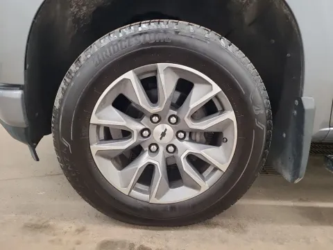 More photos of 2021 Chevrolet Silverado 1500 RST at Clement Supercenter, MO