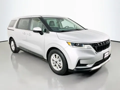 More photos of 2022 Kia Carnival LXS at Clement Supercenter, MO