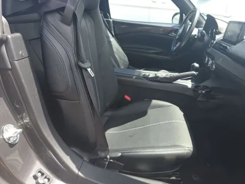 More photos of 2022 Mazda MX-5 Miata Grand Touring at Clement Supercenter, MO
