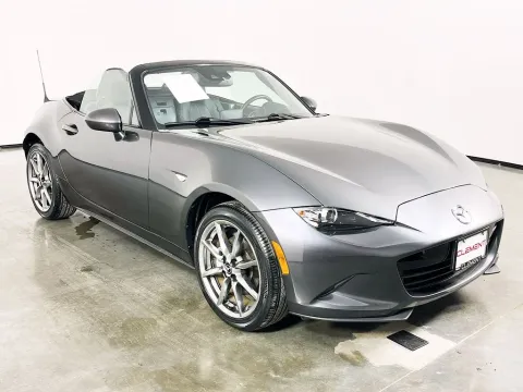 More photos of 2022 Mazda MX-5 Miata Grand Touring at Clement Supercenter, MO