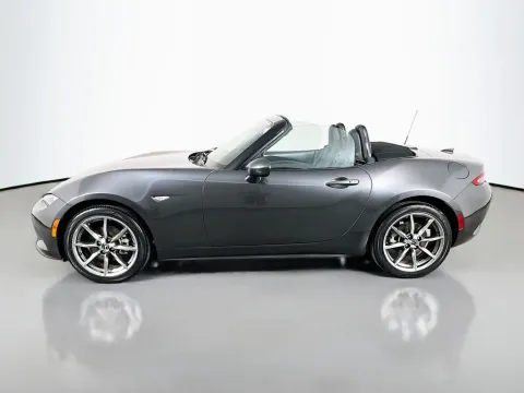 More photos of 2022 Mazda MX-5 Miata Grand Touring at Clement Supercenter, MO