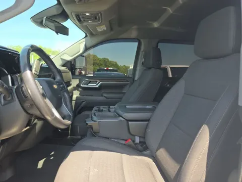 Another view of 2022 Chevrolet Silverado 1500 LT for sale in Saint Charles, MO at Clement Supercenter