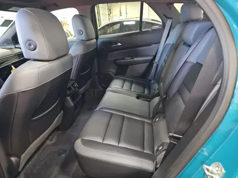 More photos of 2024 Honda Prologue Touring at Clement Supercenter, MO