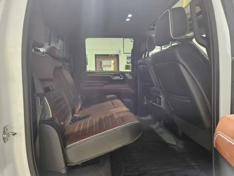 More photos of 2024 GMC Sierra 3500HD Denali Ultimate at Clement Supercenter, MO