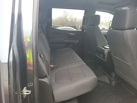 More photos of 2021 Chevrolet Silverado 1500 RST at Clement Supercenter, MO