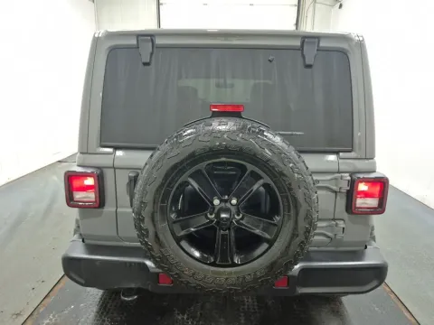 More photos of 2021 Jeep Wrangler Unlimited Sahara Altitude at Clement Supercenter, MO