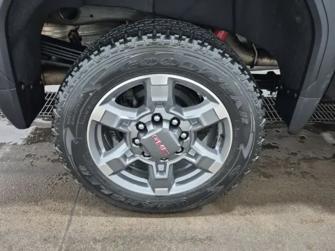 More photos of 2025 GMC Sierra 2500HD SLE at Clement Supercenter, MO