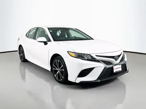 More photos of 2020 Toyota Camry SE at Clement Supercenter, MO