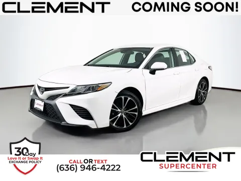 White 2020 Toyota Camry SE for sale in Saint Charles, MO