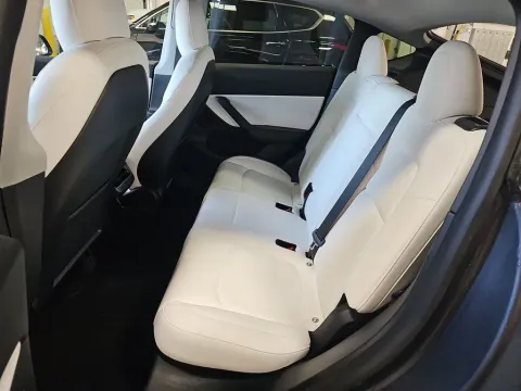 More photos of 2021 Tesla Model Y Performance at Clement Supercenter, MO
