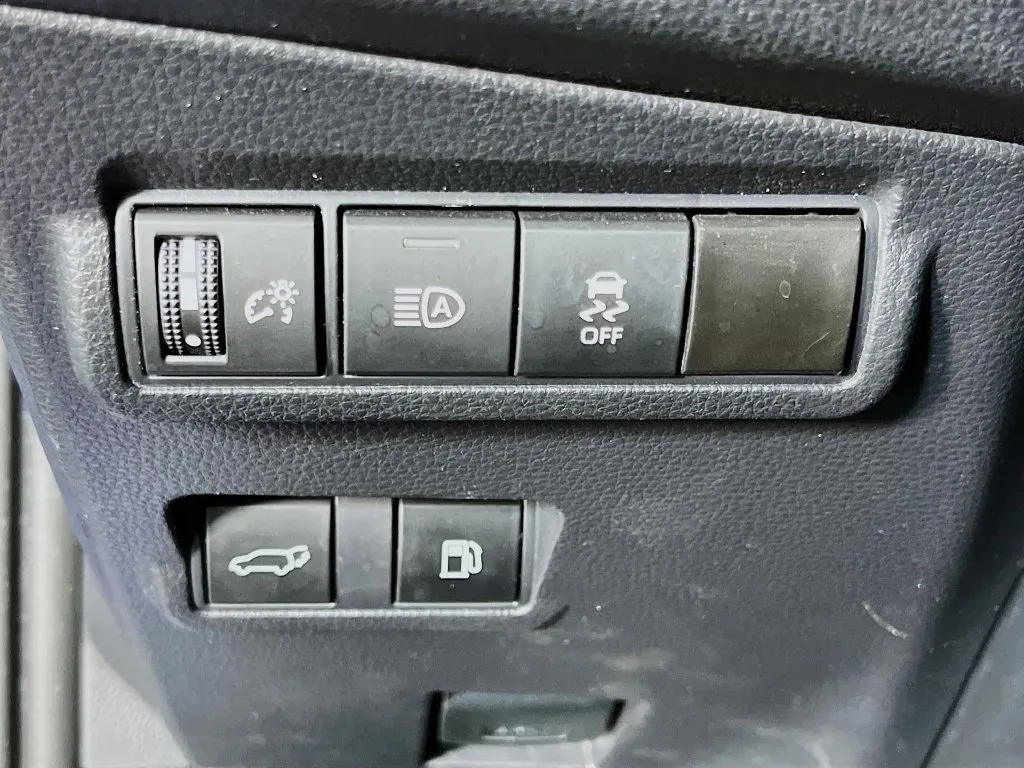 2024 Toyota Corolla Cross XSE - Photo 11