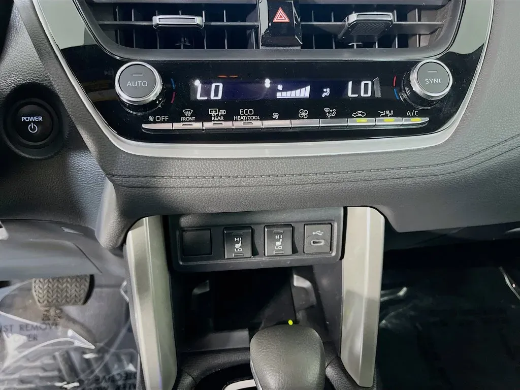 2024 Toyota Corolla Cross XSE - Photo 20