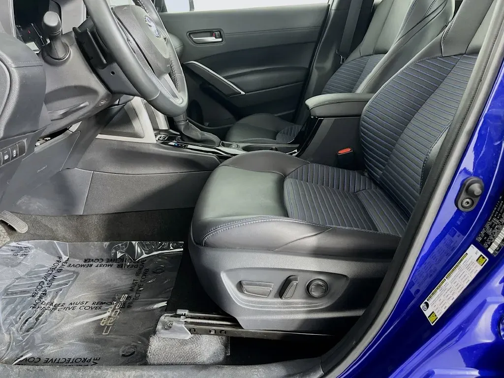 2024 Toyota Corolla Cross XSE - Photo 26