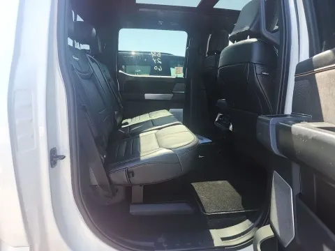 More photos of 2024 Ford F-250SD Platinum at Clement Supercenter, MO