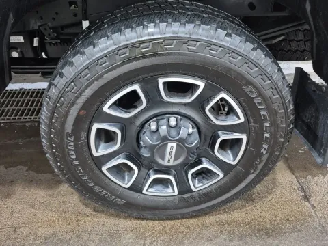 More photos of 2024 Ford F-250SD Platinum at Clement Supercenter, MO