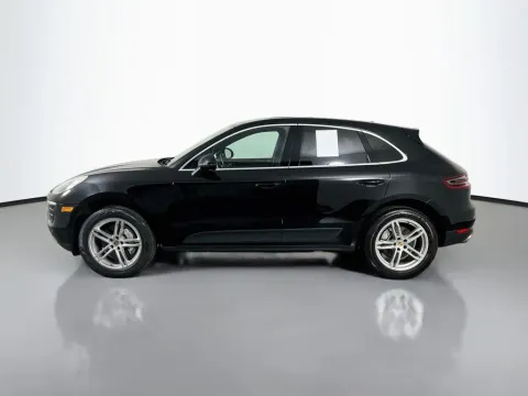 More photos of 2017 Porsche Macan S at Clement Supercenter, MO