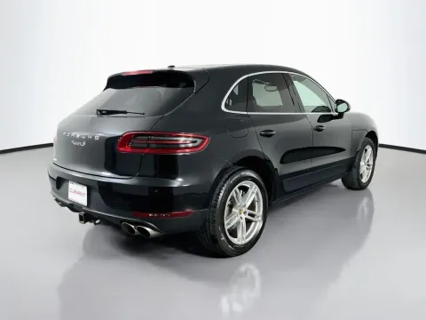 More photos of 2017 Porsche Macan S at Clement Supercenter, MO