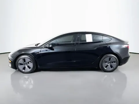 More photos of 2023 Tesla Model 3 at Clement Supercenter, MO