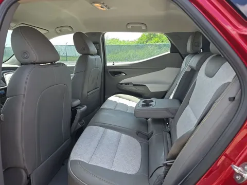 More photos of 2022 Chevrolet Bolt EUV Premier at Clement Supercenter, MO