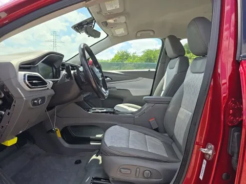 Another view of 2022 Chevrolet Bolt EUV Premier for sale in Saint Charles, MO at Clement Supercenter
