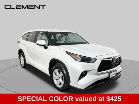 Another view of 2022 Toyota Highlander LE for sale in Saint Charles, MO at Clement Supercenter