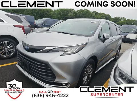 Silver 2023 Toyota Sienna XLE for sale in Saint Charles, MO