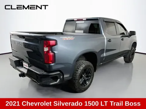 More photos of 2021 Chevrolet Silverado 1500 LT Trail Boss at Clement Supercenter, MO