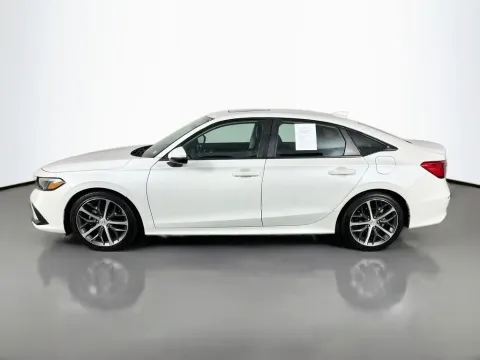 More photos of 2022 Honda Civic Touring at Clement Supercenter, MO