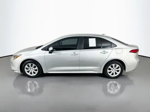 More photos of 2024 Toyota Corolla LE at Clement Supercenter, MO