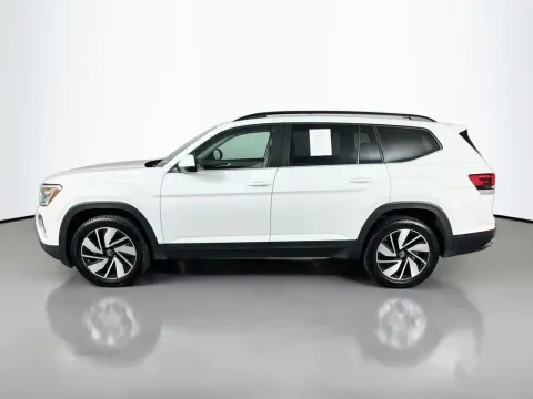 More photos of 2024 Volkswagen Atlas 2.0T SE w/Technology at Clement Supercenter, MO