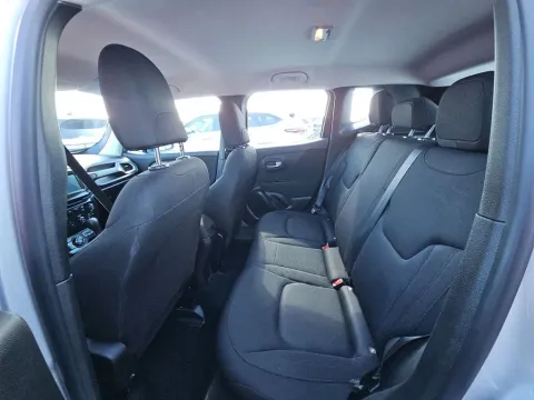More photos of 2021 Jeep Renegade Sport at Clement Supercenter, MO