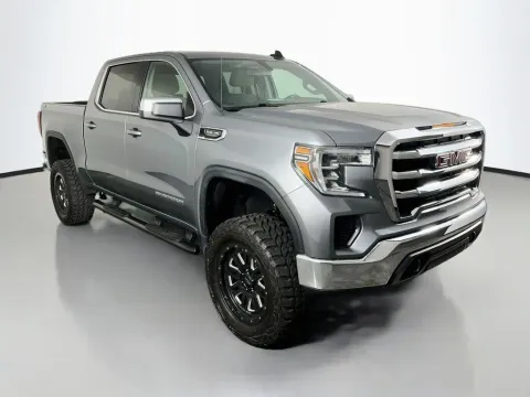 Another view of 2020 GMC Sierra 1500 SLE for sale in Saint Charles, MO at Clement Supercenter