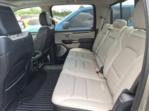 More photos of 2022 Ram 1500 Limited at Clement Supercenter, MO
