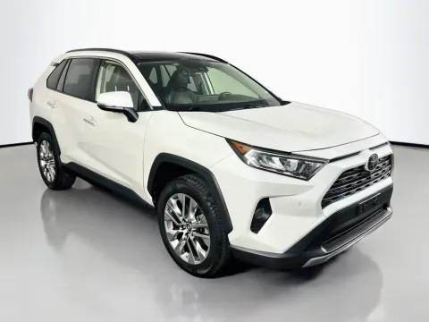 More photos of 2019 Toyota RAV4 Limited at Clement Supercenter, MO