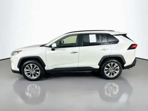 More photos of 2019 Toyota RAV4 Limited at Clement Supercenter, MO