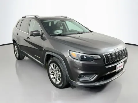 More photos of 2020 Jeep Cherokee Latitude Plus at Clement Supercenter, MO