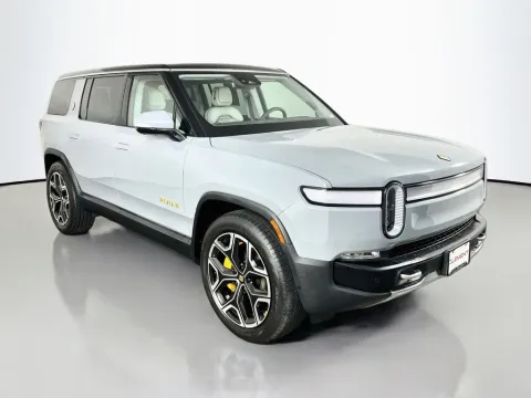 More photos of 2024 Rivian R1S Adventure at Clement Supercenter, MO